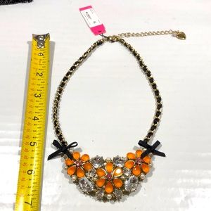 Vintage Iconic collection 🌸 🎀 💎 nwt